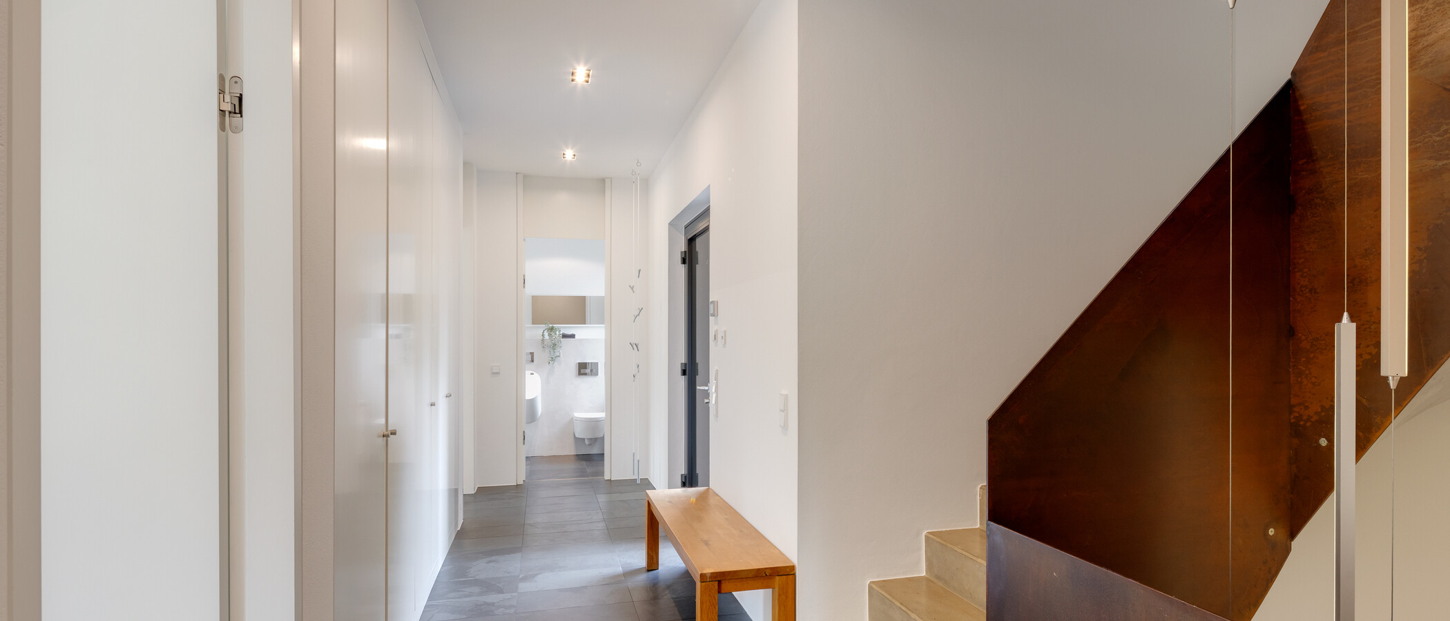 一戸建て München Untermenzing 02 玄関入り口 14987
