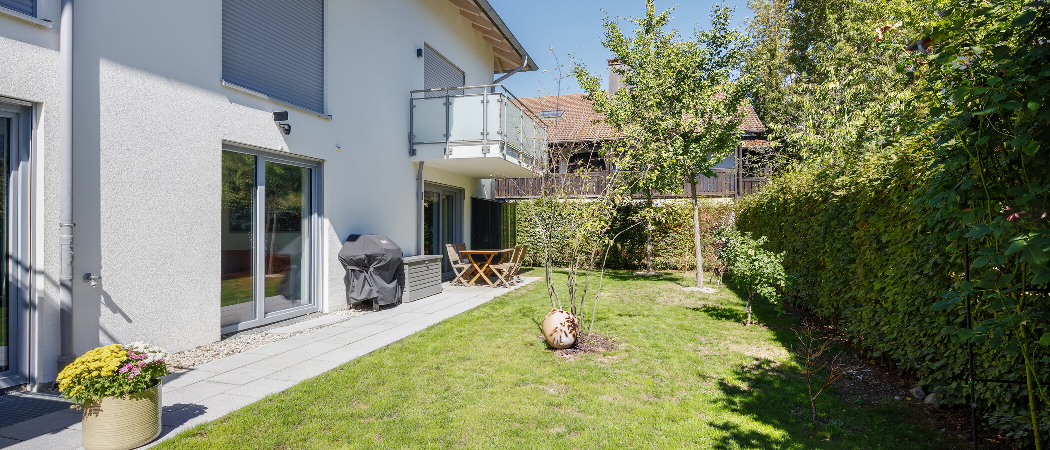 庭付き住宅 München Trudering 03 庭 15002