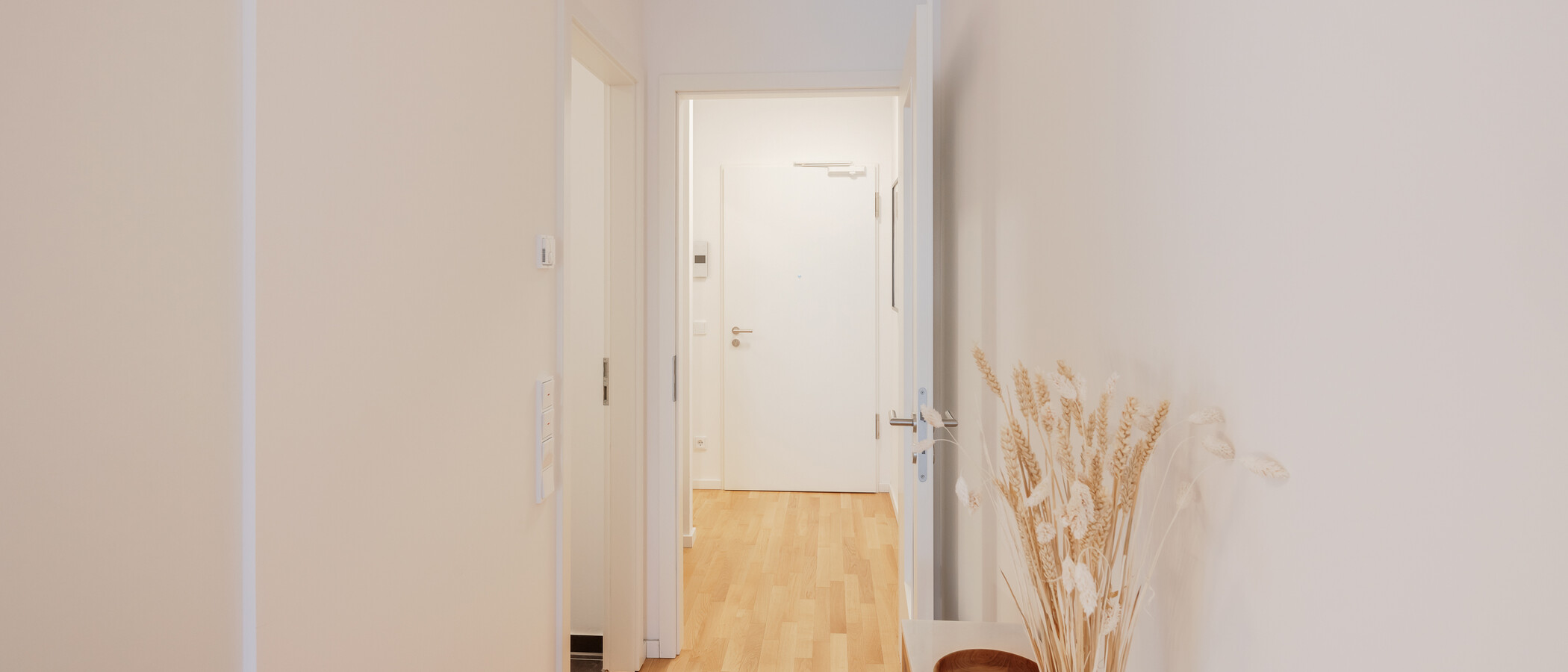 マンション München Neuhausen 02 玄関入り口 15011