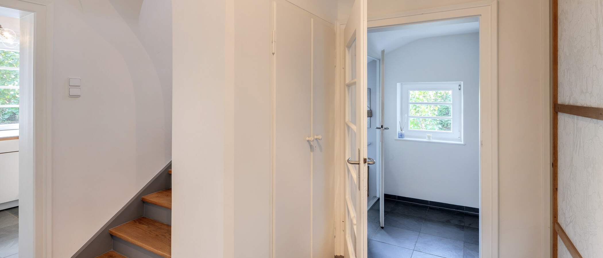 テラスハウス角住宅 München Nymphenburg 01 玄関入り口 15047