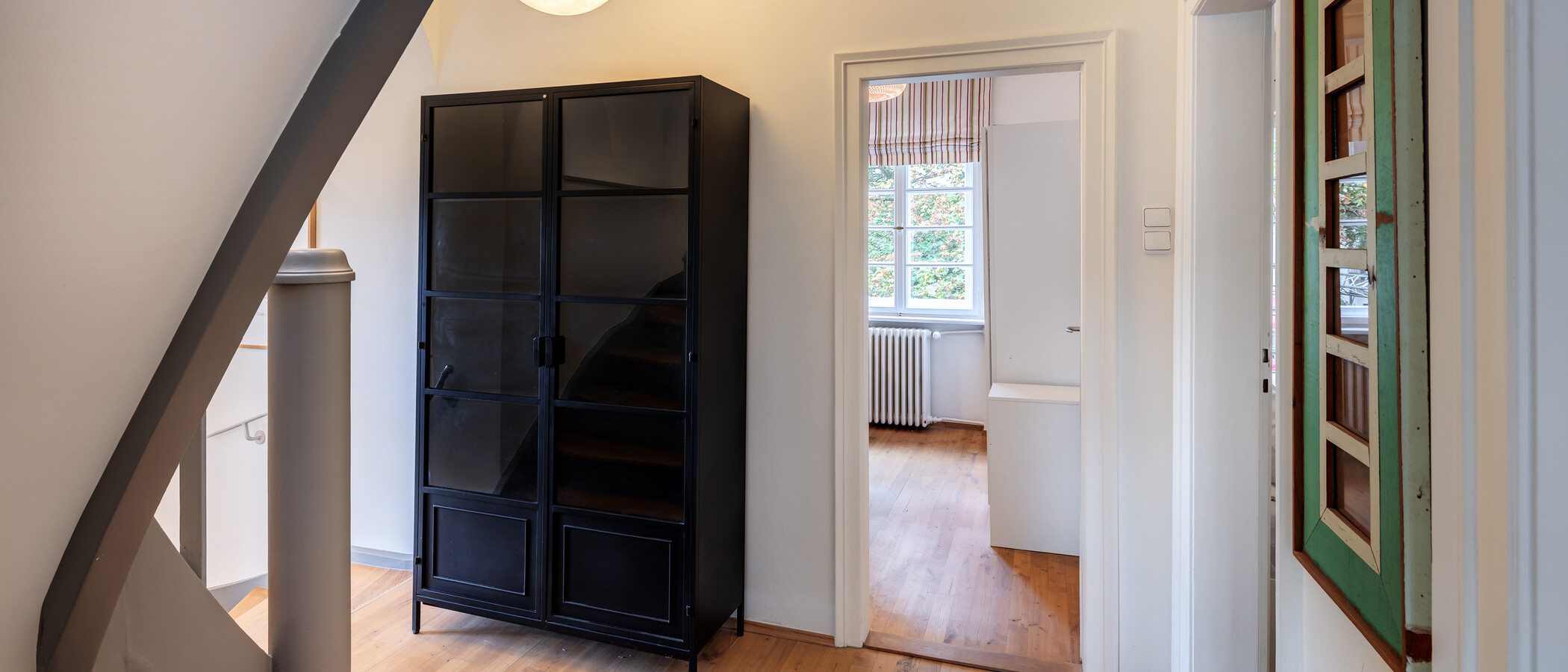 テラスハウス角住宅 München Nymphenburg 09 玄関入り口 15047