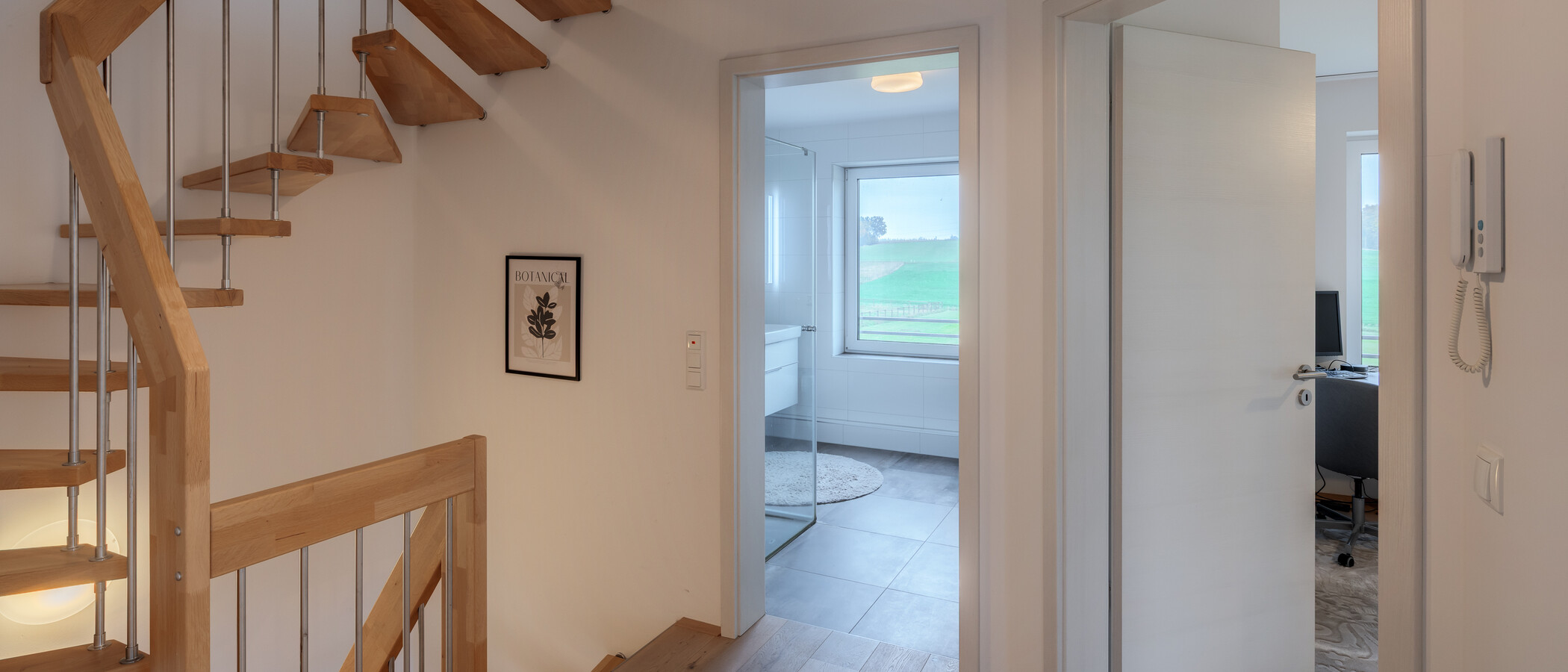 テラスハウス角住宅 Dachau 03 玄関入り口 15053