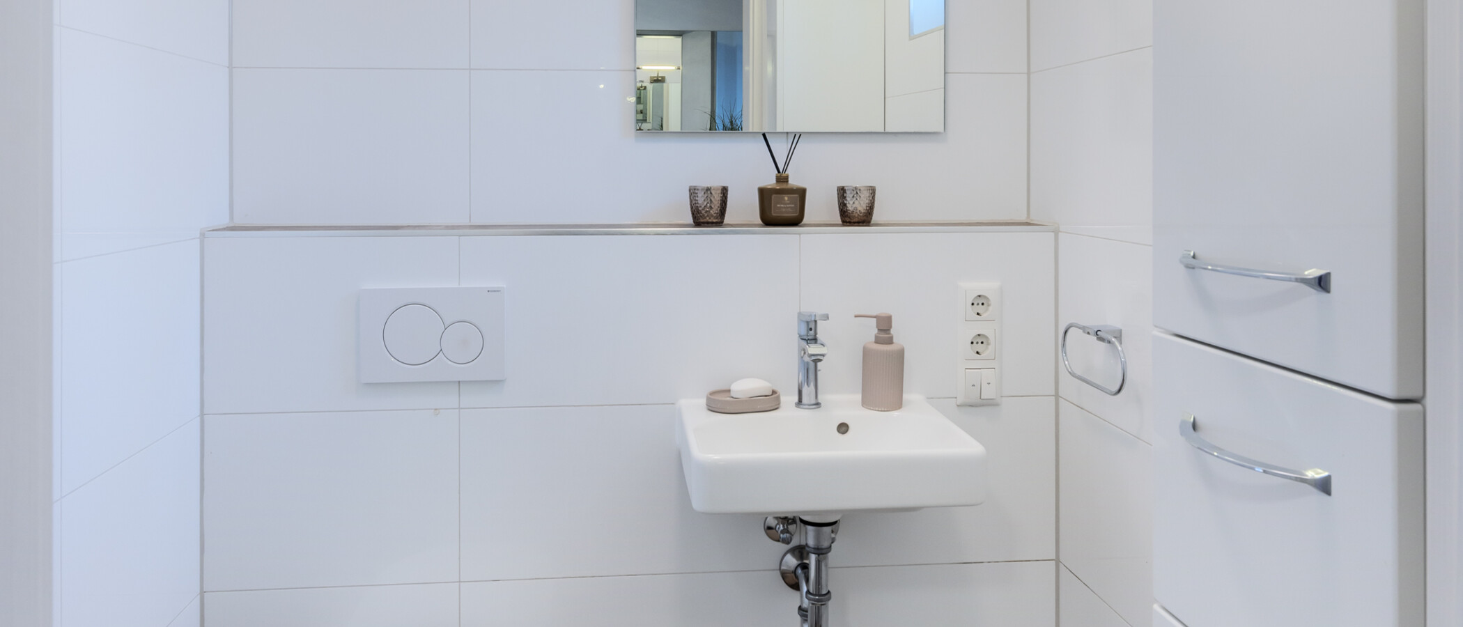 テラスハウス角住宅 Dachau 01 ゲスト用 WC 15053