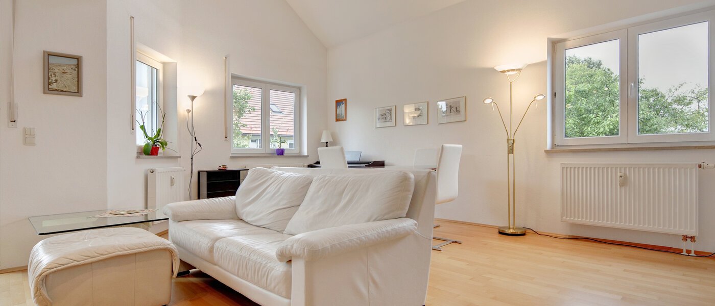 メゾネット・マンション（複数階にわたるマンション） München Waldtrudering 02 リビングルーム 1557