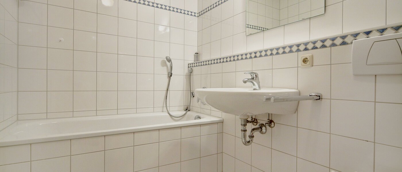 メゾネット・マンション（複数階にわたるマンション） München Waldtrudering 01 浴室 1557