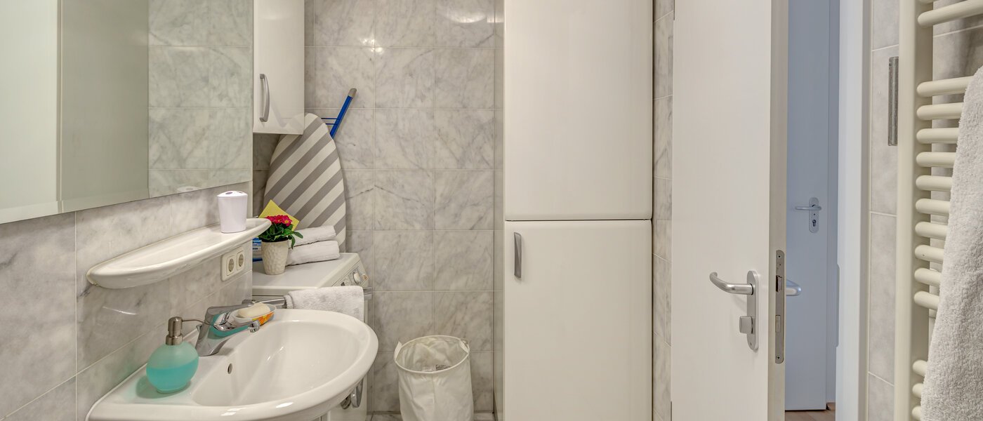 マンション München Lehel 03 浴室 1615