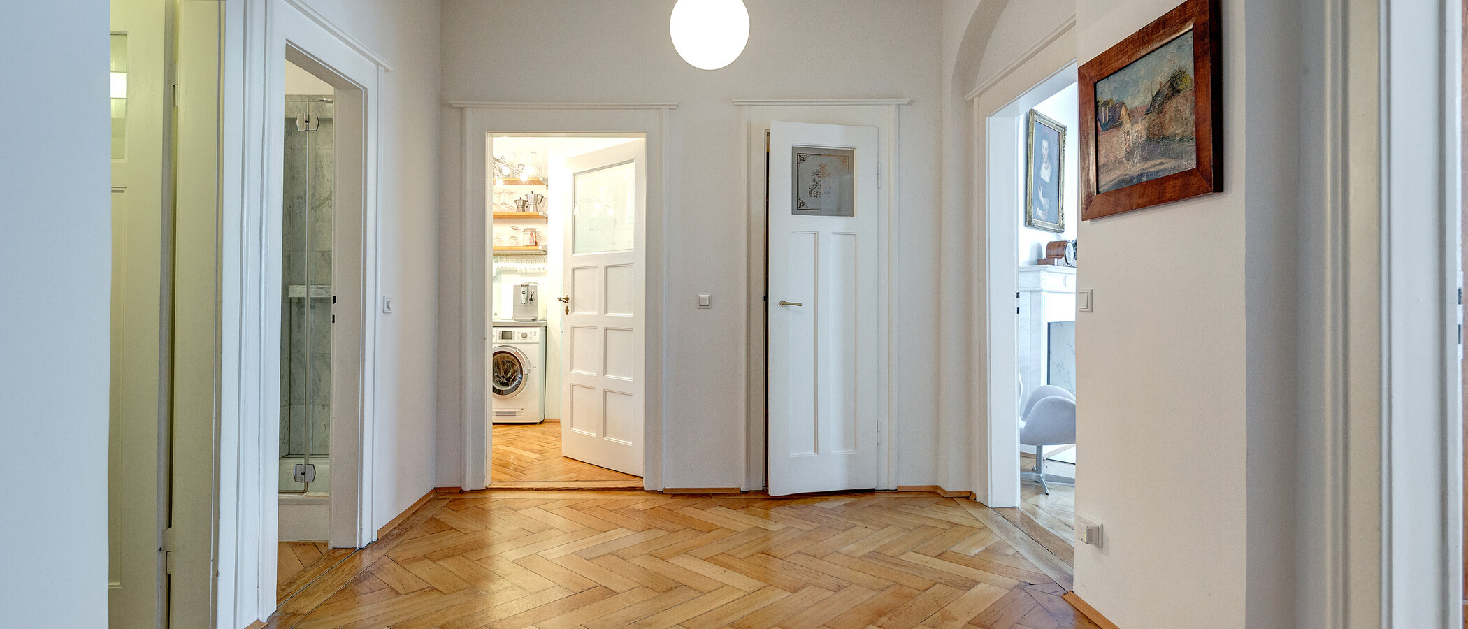 マンション München Schwabing (links der Leopoldstraße) 03 玄関入り口 1624