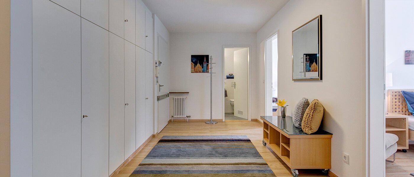 マンション München Altbogenhausen 02 玄関入り口 1627