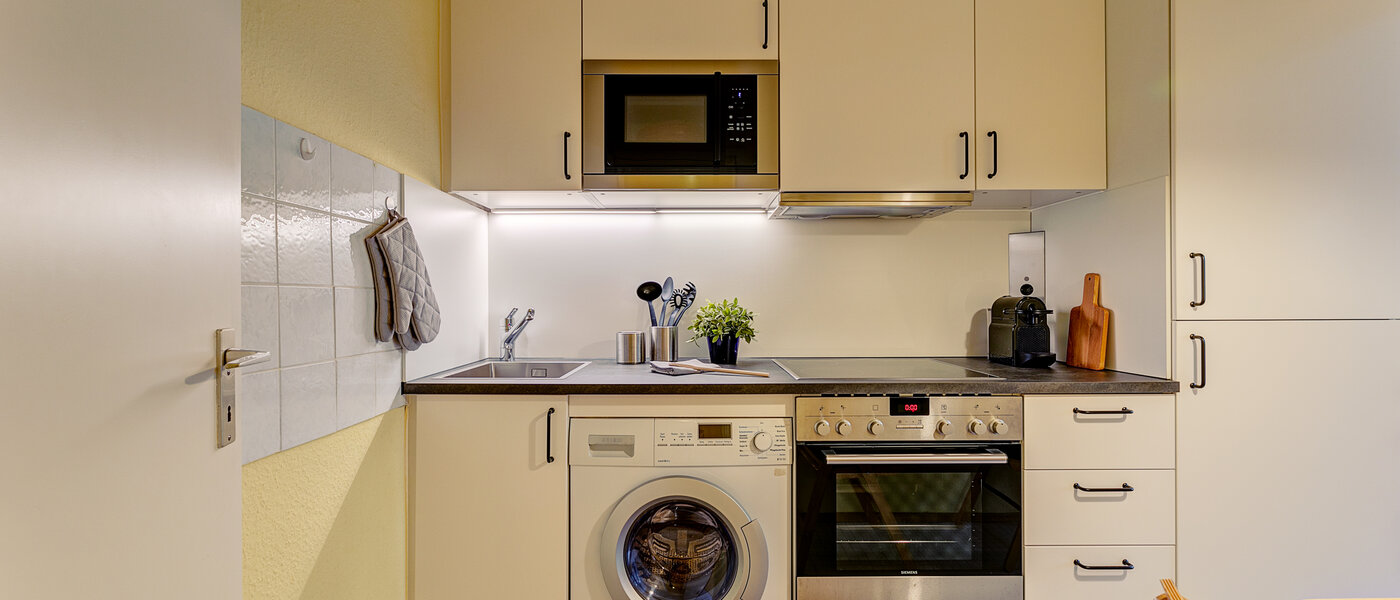 マンション München Schwabing (rechts der Leopoldstraße) 01 キッチン 1666