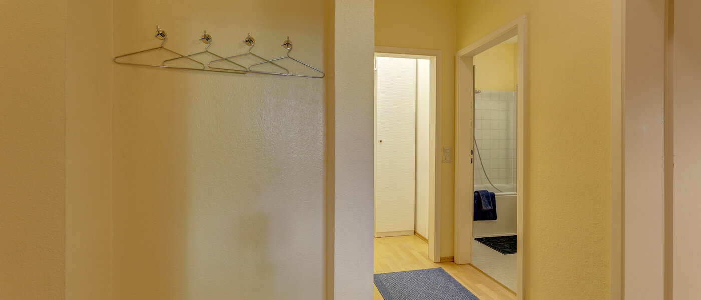 マンション München Schwabing (rechts der Leopoldstraße) 02 玄関入り口 1666