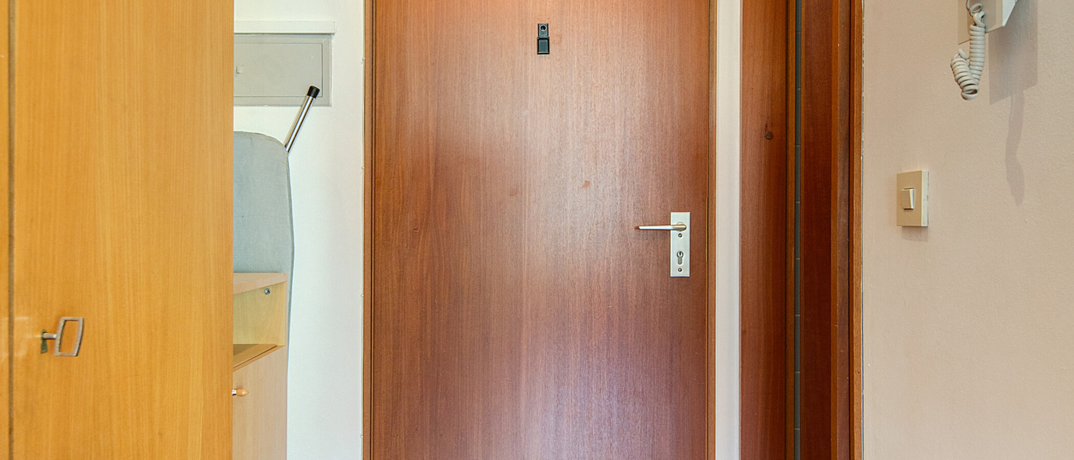 アパルトマン München Giesing 01 玄関入り口 1707