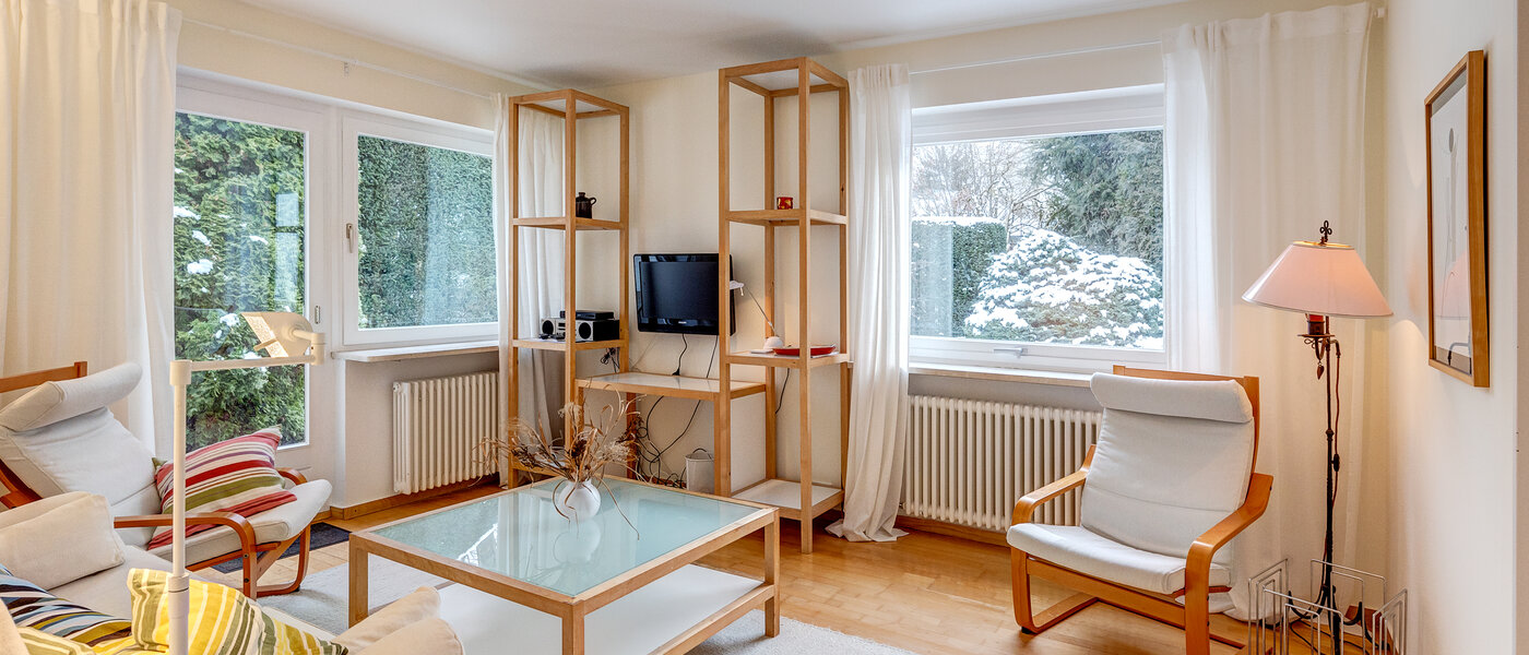 マンション Grünwald 03 リビングルーム 1794