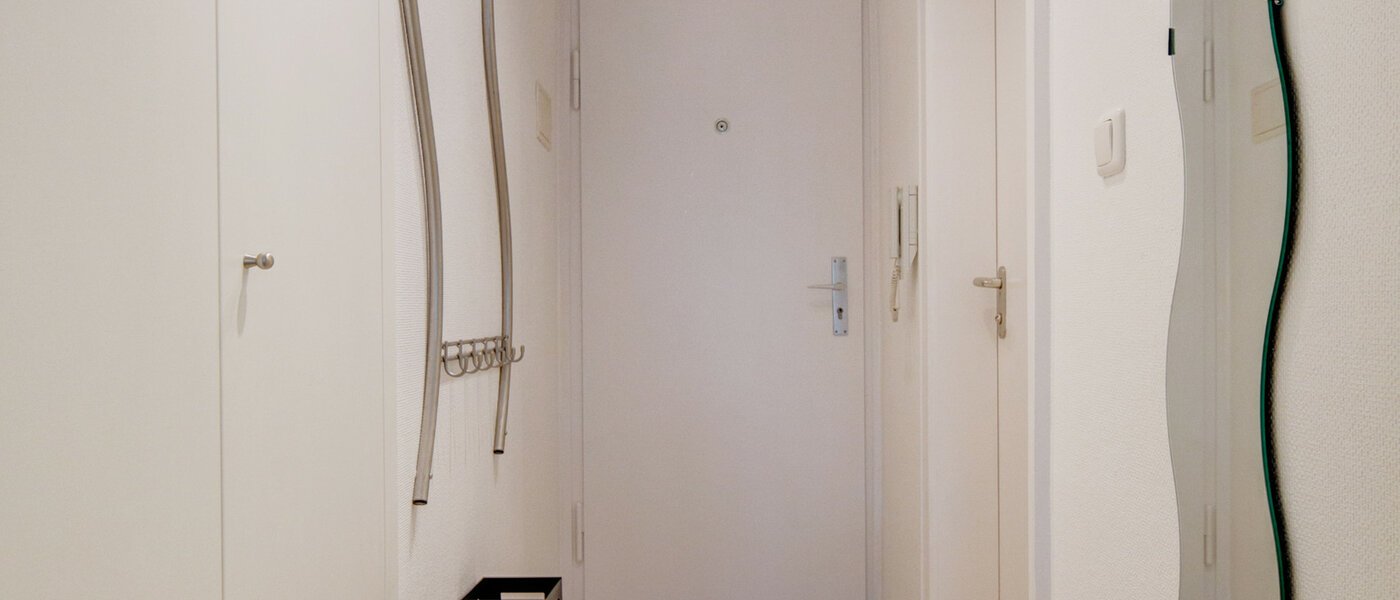 マンション München Forstenried 01 玄関入り口 2065