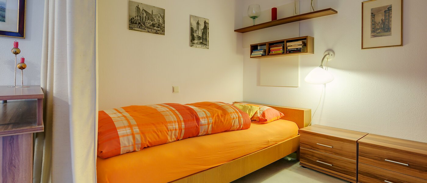 半地下住宅 Pullach im Isartal 01 寝室 2191