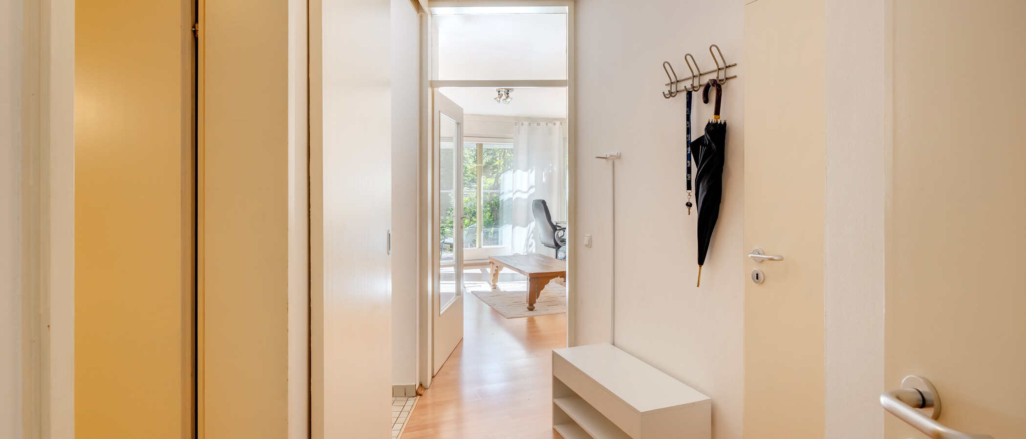 マンション München Schwabing-West (rund um den Hohenzollernplatz) 01 玄関入り口 2225