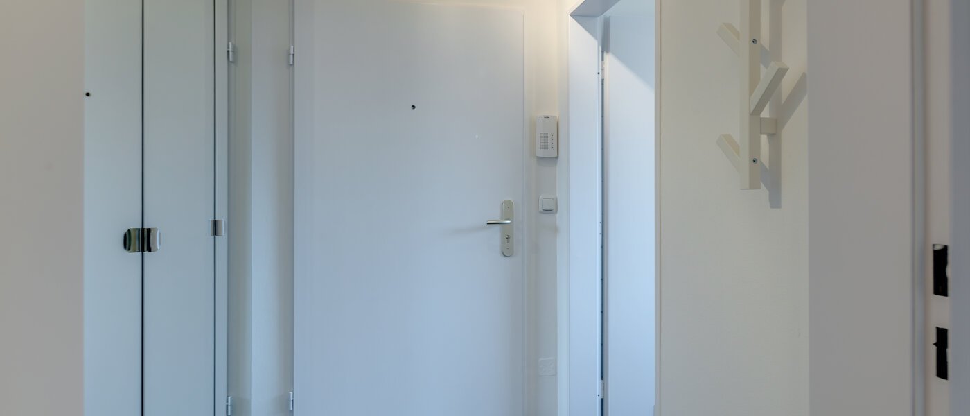 マンション München Solln 02 玄関入り口 227