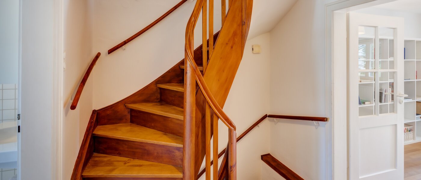 マンション München Solln 05 玄関入り口 2378