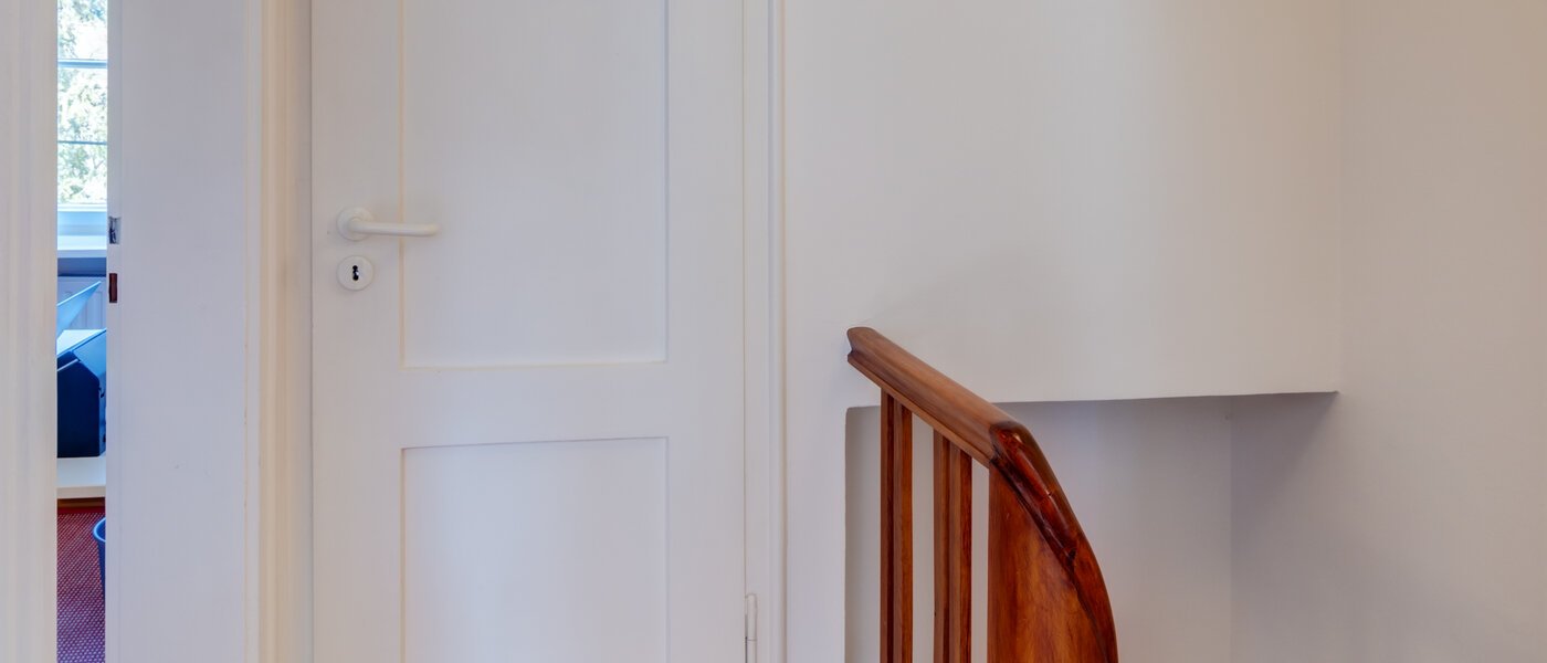 マンション München Solln 06 玄関入り口 2378