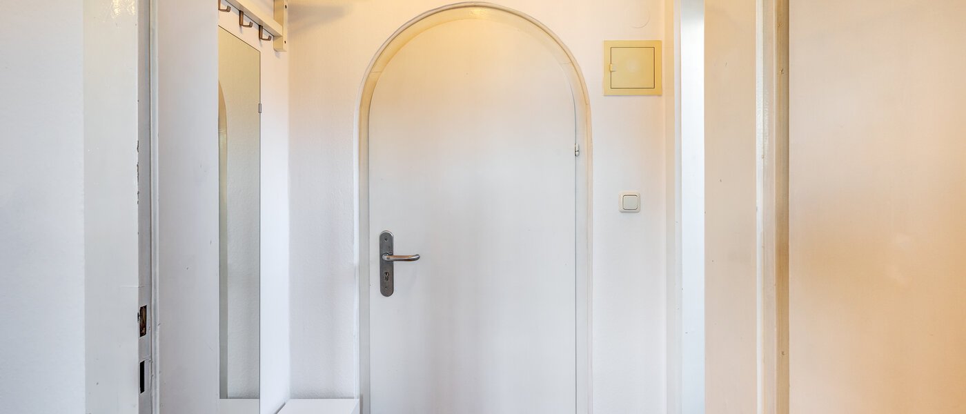 アパルトマン München Sendling-Westpark 01 玄関入り口 2380