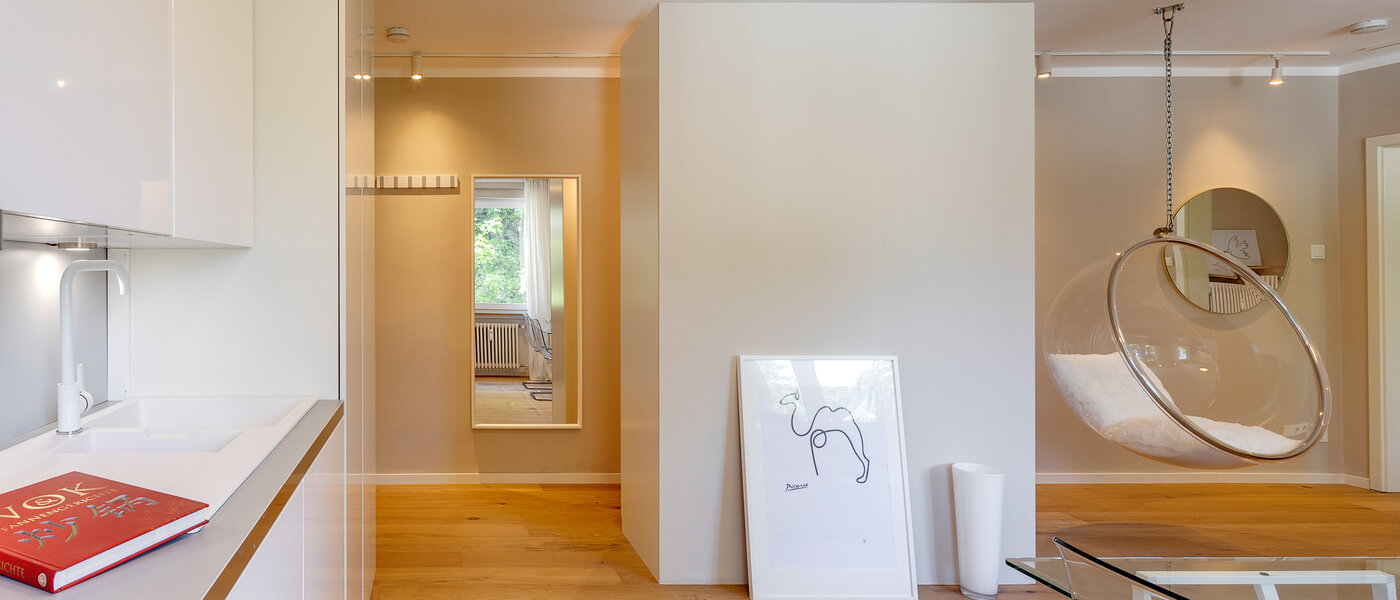 マンション München Schwabing (links der Leopoldstraße) 04 玄関入り口 2407