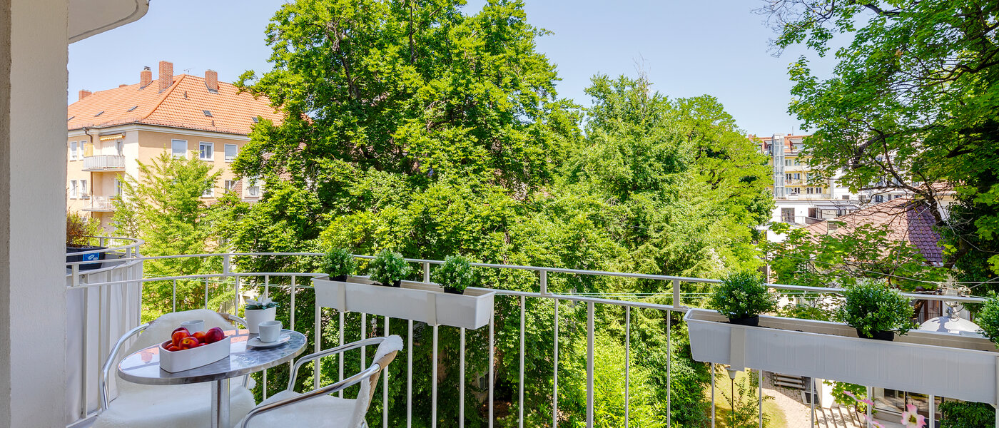 マンション München Schwabing (links der Leopoldstraße) 03 ベランダ 2407