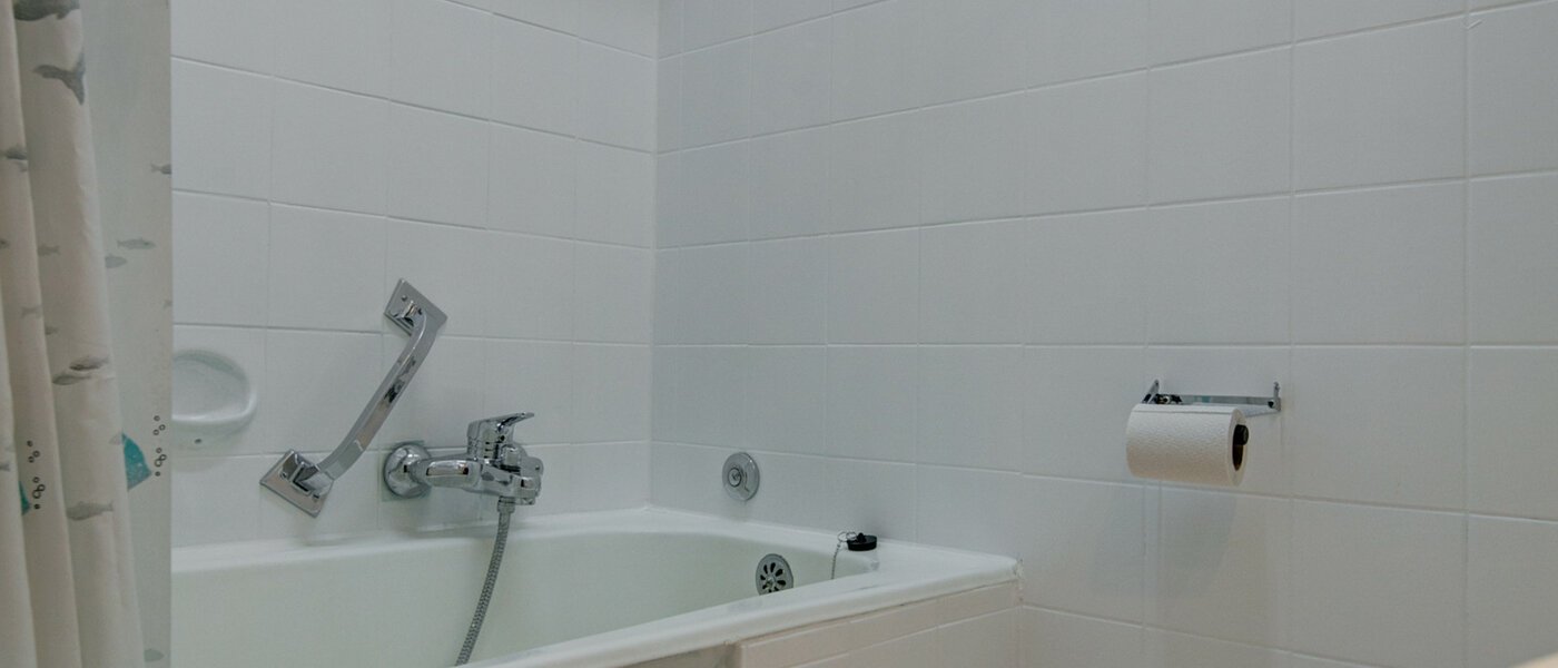 マンション München Schwabing (rechts der Leopoldstraße) 02 浴室 2486