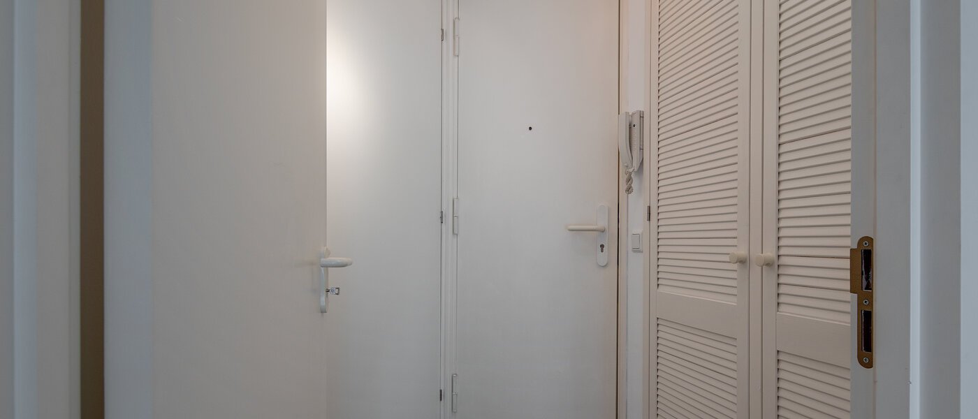 マンション München Milbertshofen 02 玄関入り口 2558