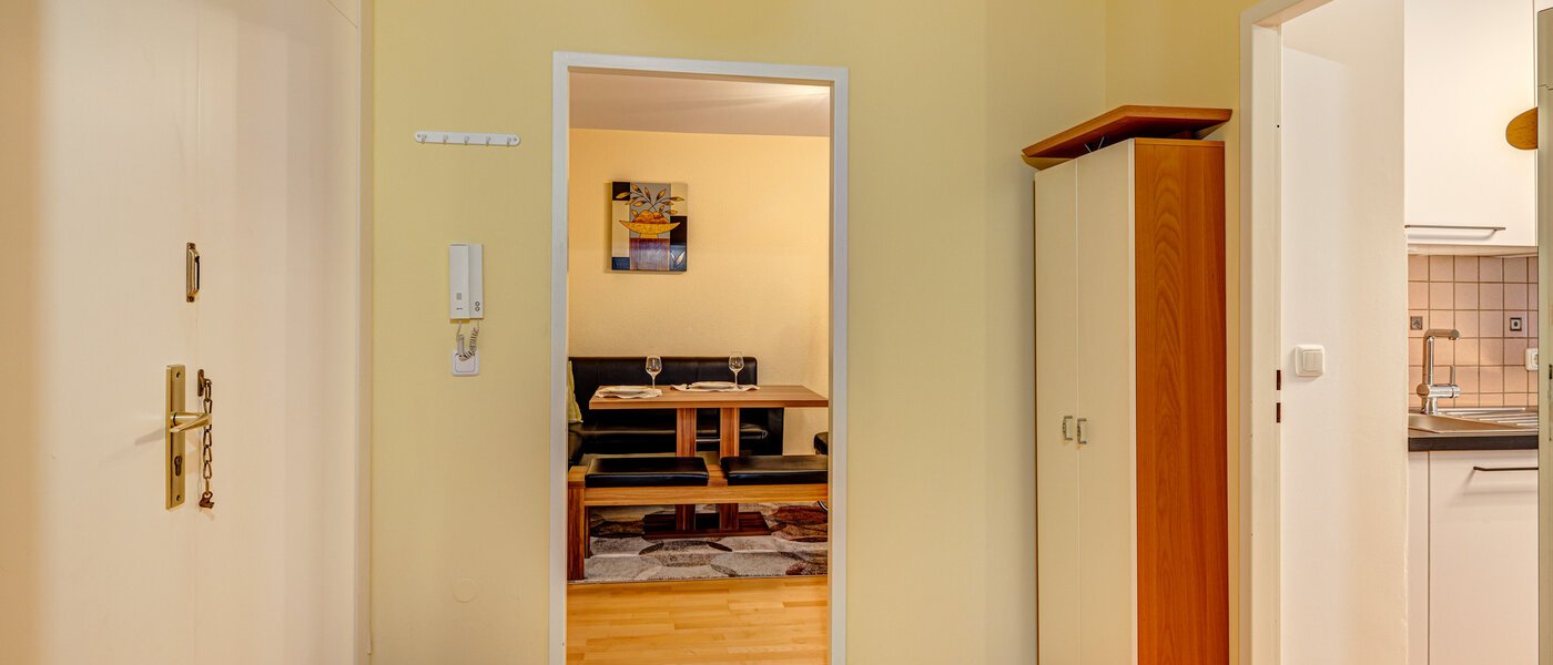 マンション München Sendling 02 玄関入り口 256