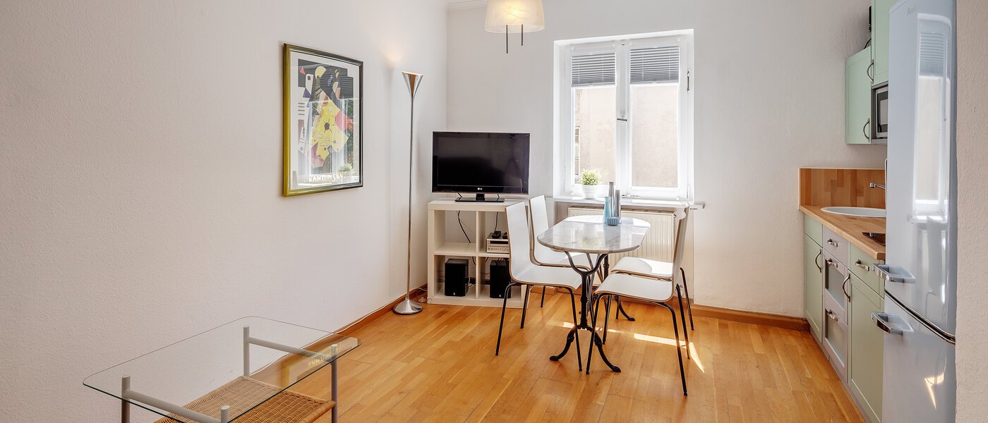 マンション München Schwabing-West (rund um den Hohenzollernplatz) 02 リビングエリア 2568