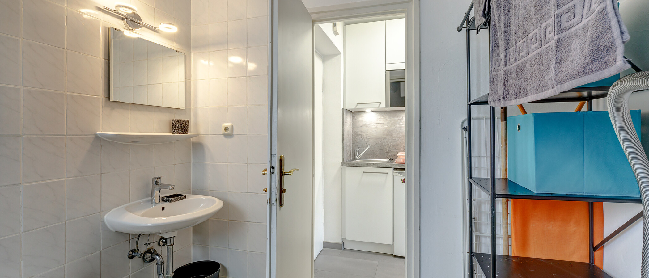 アパルトマン München Neuhausen 03 浴室 2682