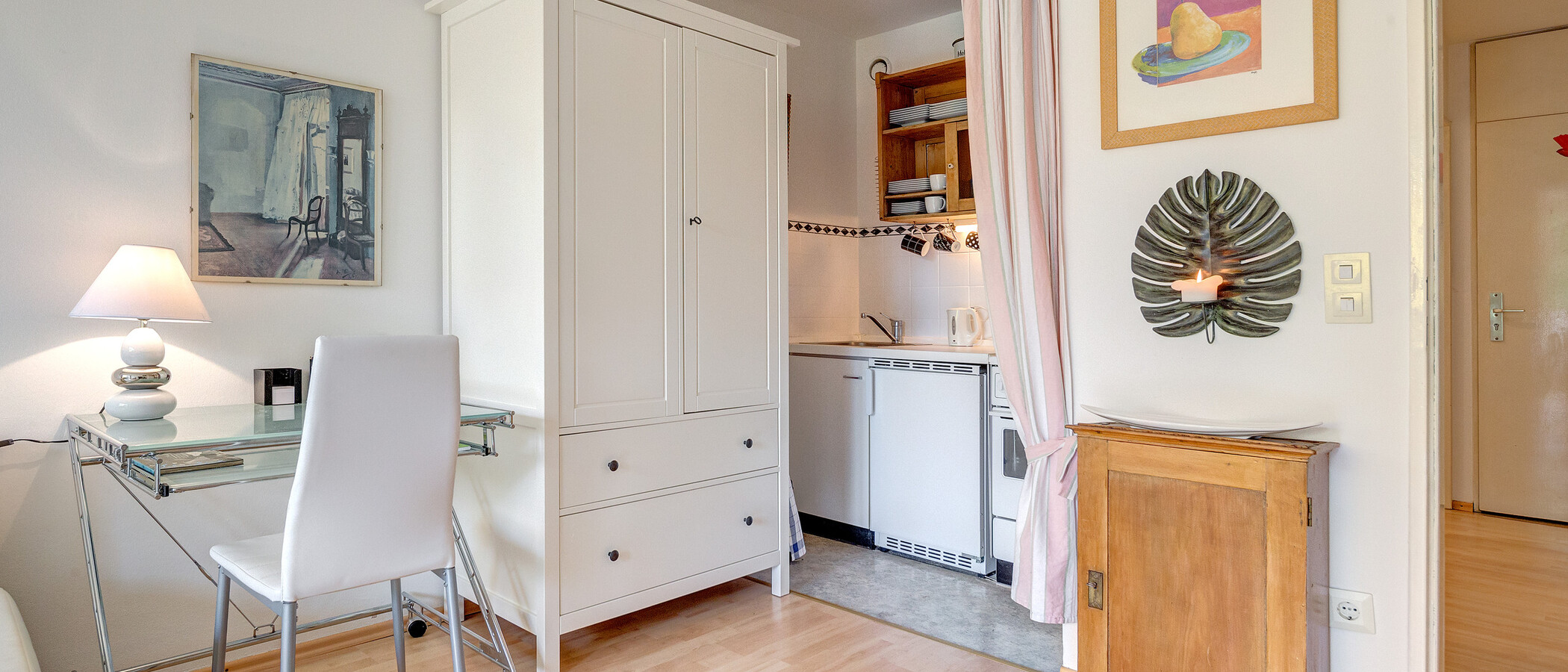 アパルトマン München Schwabing (links der Leopoldstraße) 03 キッチン 2684