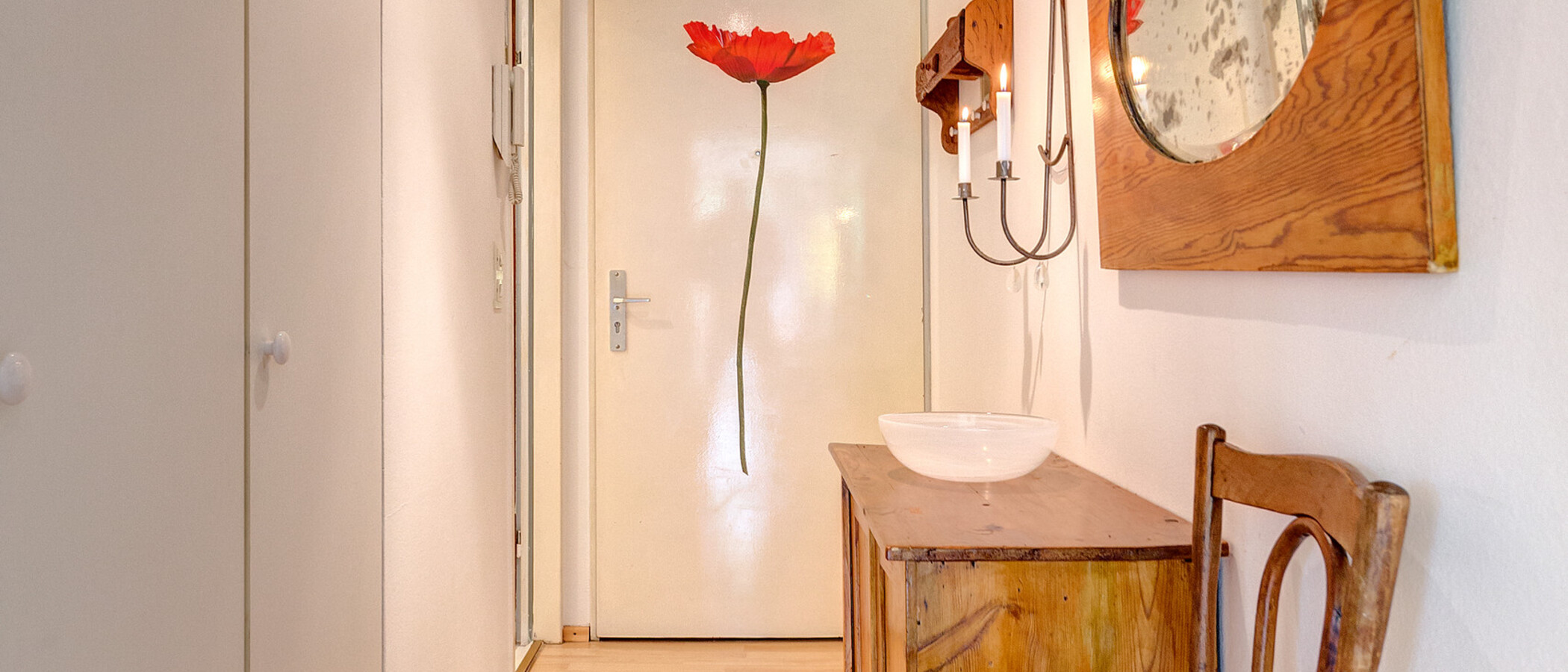 アパルトマン München Schwabing (links der Leopoldstraße) 02 玄関入り口 2684