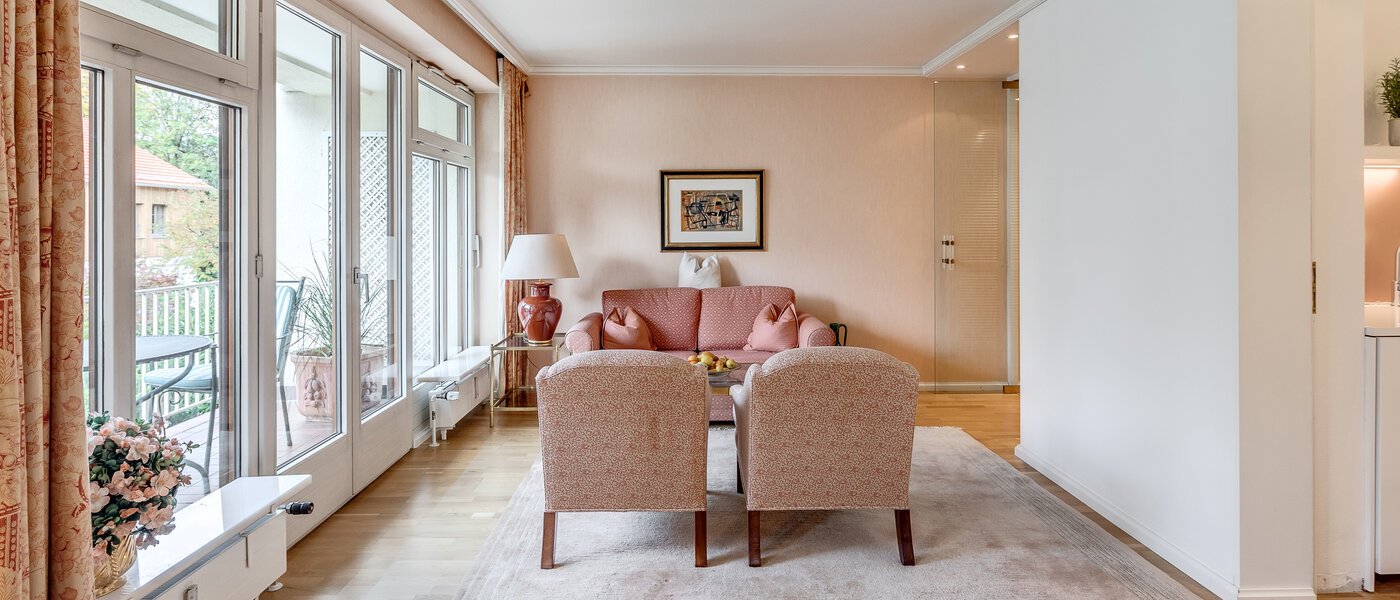 マンション München Schwabing (rechts der Leopoldstraße) 02 リビングエリア 2699