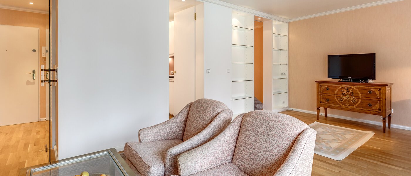 マンション München Schwabing (rechts der Leopoldstraße) 03 リビングエリア 2699