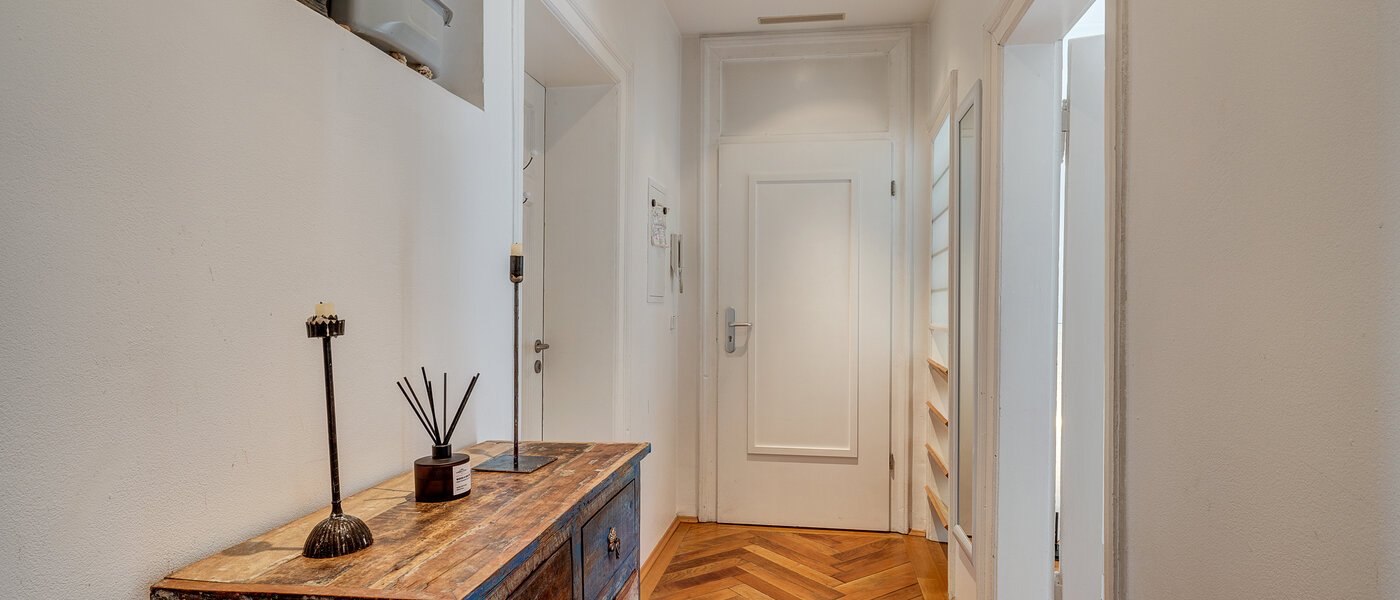 マンション München Haidhausen 01 玄関入り口 2886