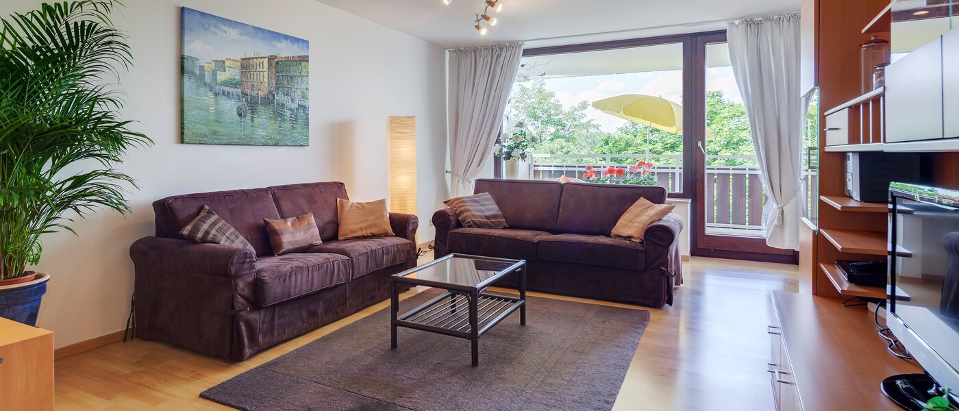 マンション München Haidhausen 01 リビングルーム 2973