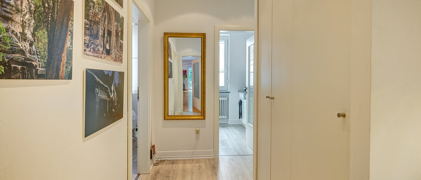 マンション München Schwabing-West (rund um den Hohenzollernplatz) 01 玄関入り口 2993