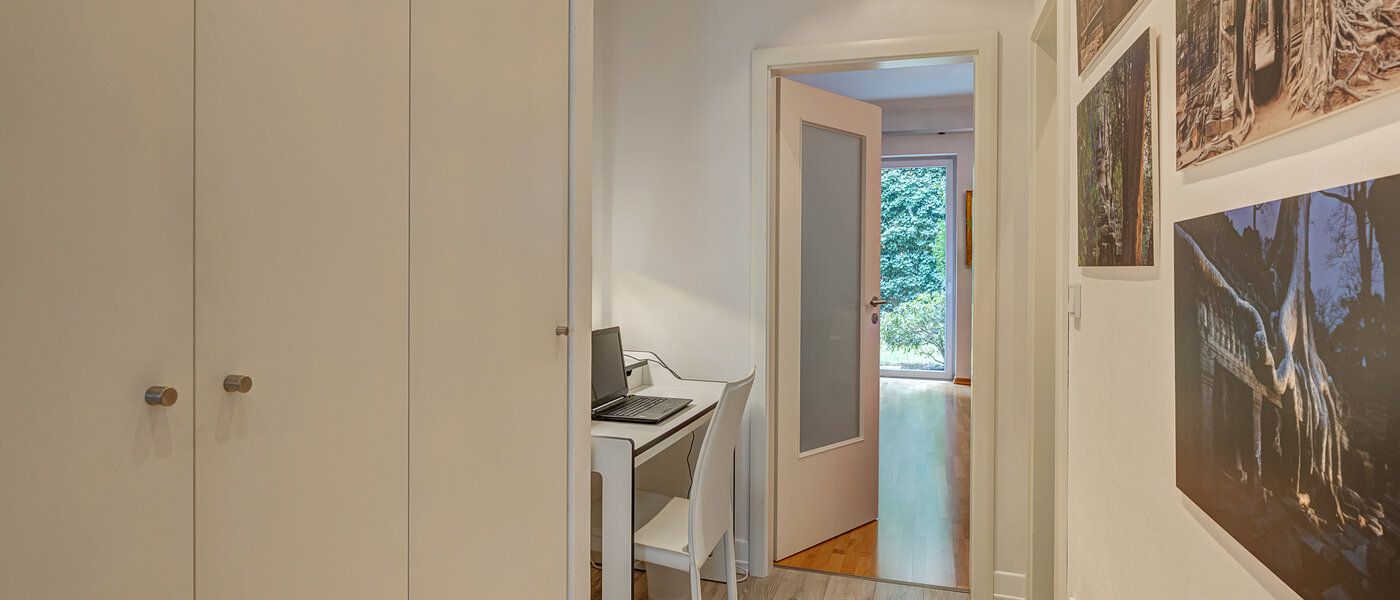 マンション München Schwabing-West (rund um den Hohenzollernplatz) 03 玄関入り口 2993