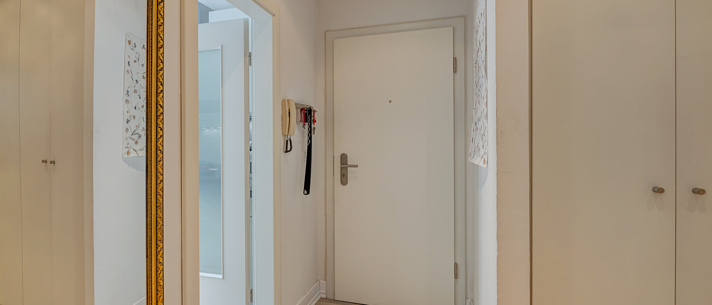 マンション München Schwabing-West (rund um den Hohenzollernplatz) 05 玄関入り口 2993