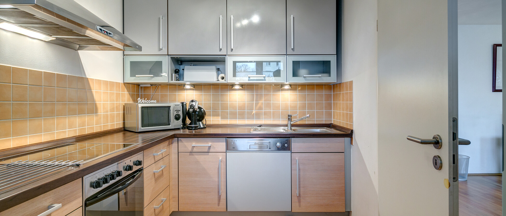 マンション München Schwabing-Nord (zw. Belgrad- & Leopoldstraße) 01 キッチン 3015