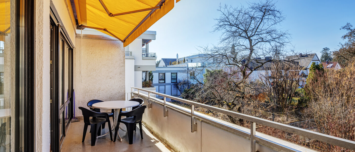 マンション München Harlaching 01 ベランダ 3096