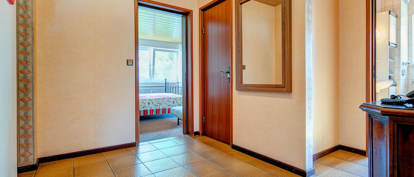 マンション München Solln 03 玄関入り口 3122