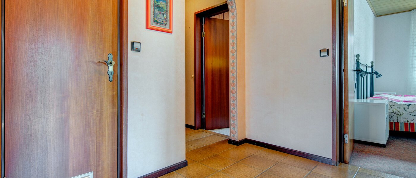 マンション München Solln 04 玄関入り口 3122