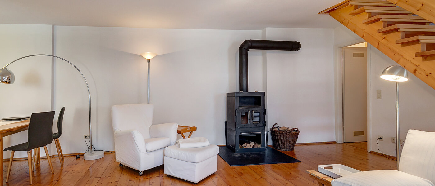 アティック・フラット（屋根裏） München Zentrum 05 リビングルーム 3130