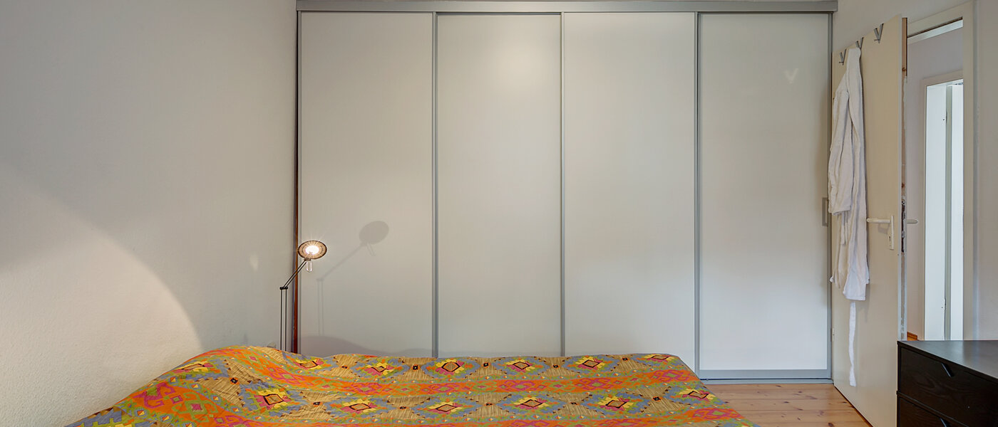 アティック・フラット（屋根裏） München Zentrum 04 寝室 3130