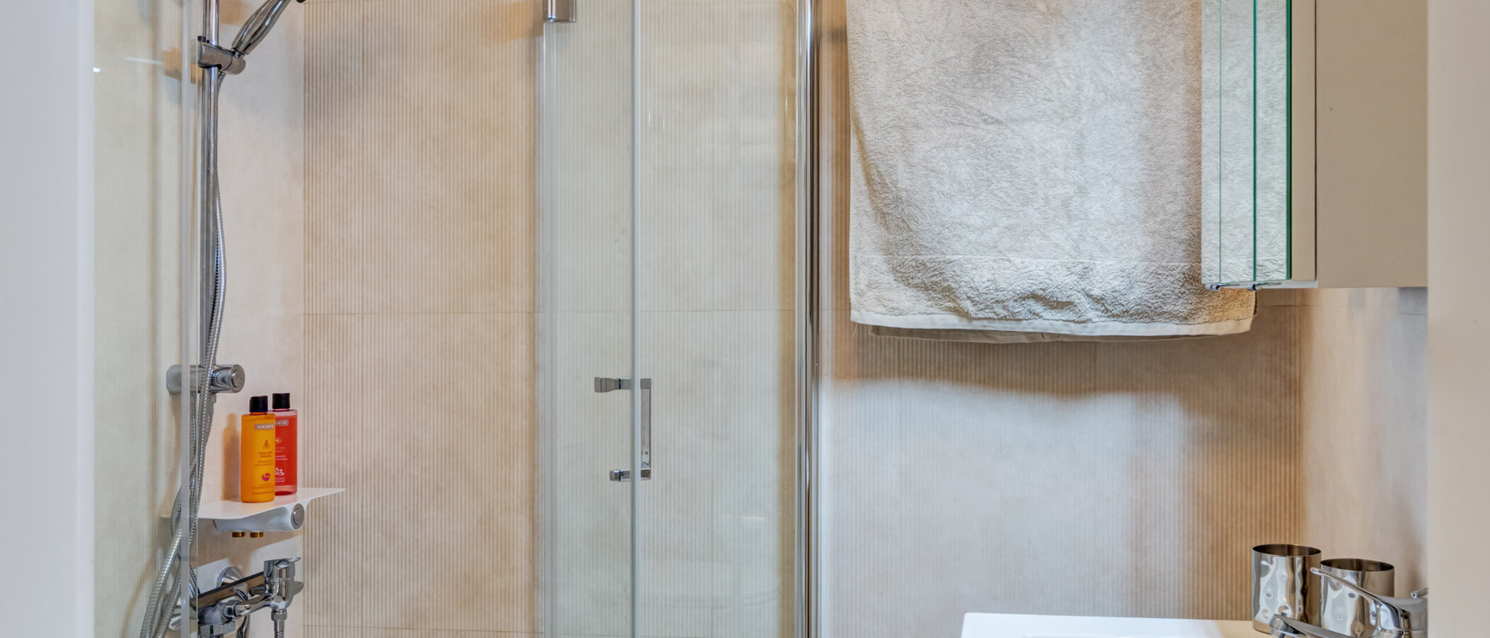 マンション München Schwabing (links der Leopoldstraße) 04 浴室 3177