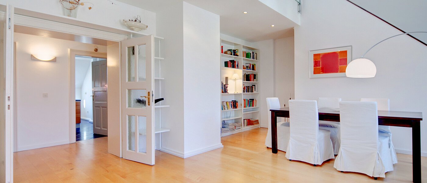 メゾネット・マンション（複数階にわたるマンション） München Haidhausen 05 リビングエリア 3184