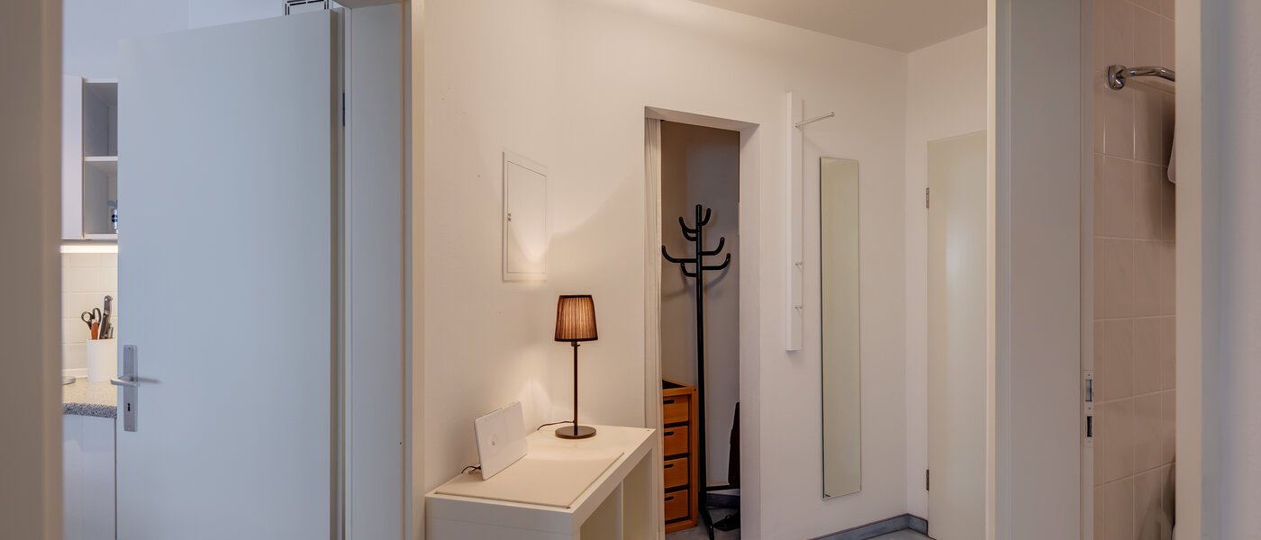 マンション München Schwabing-West (rund um den Hohenzollernplatz) 02 玄関入り口 3242