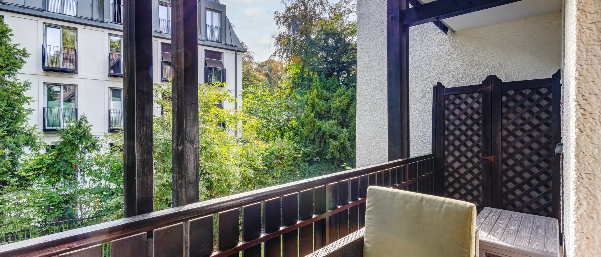 メゾネット・マンション（複数階にわたるマンション） München Herzogpark 03 2.ベランダ 3249