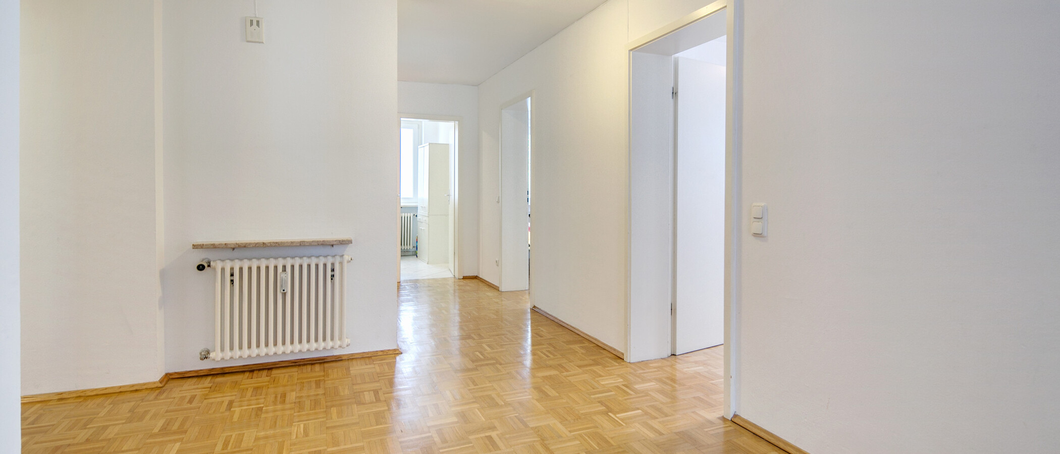 マンション München Schwabing-Nord (zw. Belgrad- & Leopoldstraße) 05 玄関入り口 342